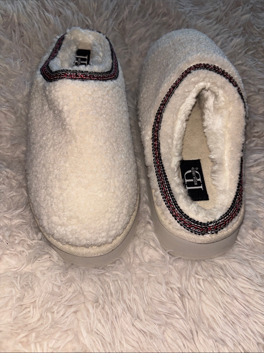 ID Required Cozy Cream Sherpa Slip-On Clogs with Red-Black Trim